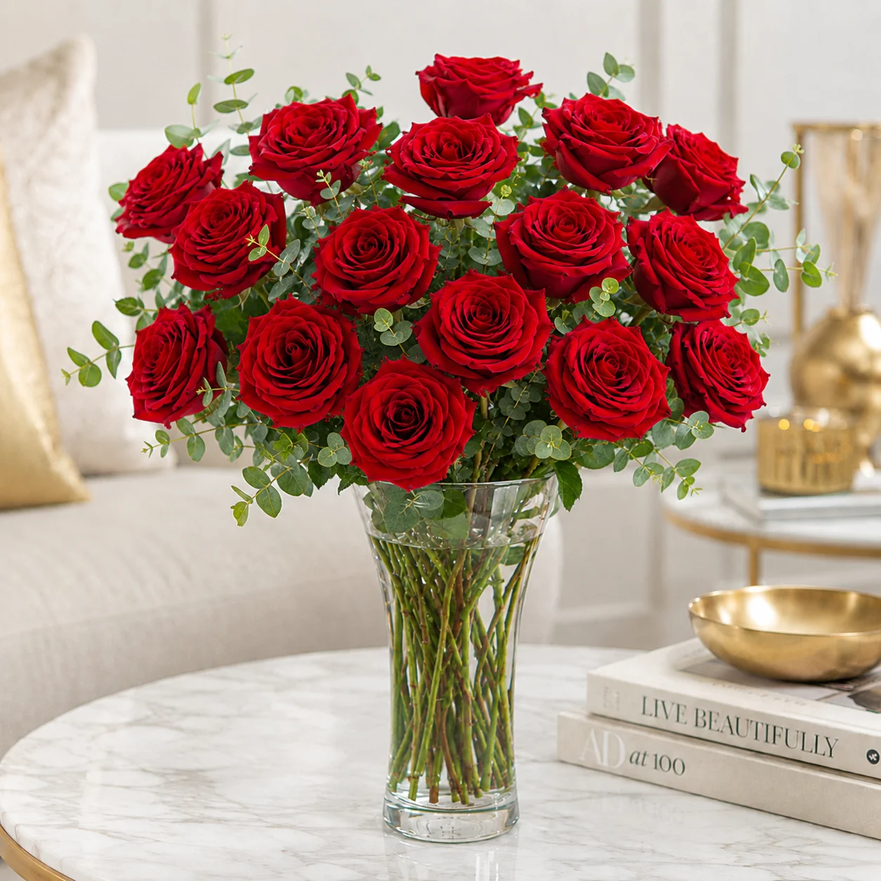 12 Beautiful Red Roses 4